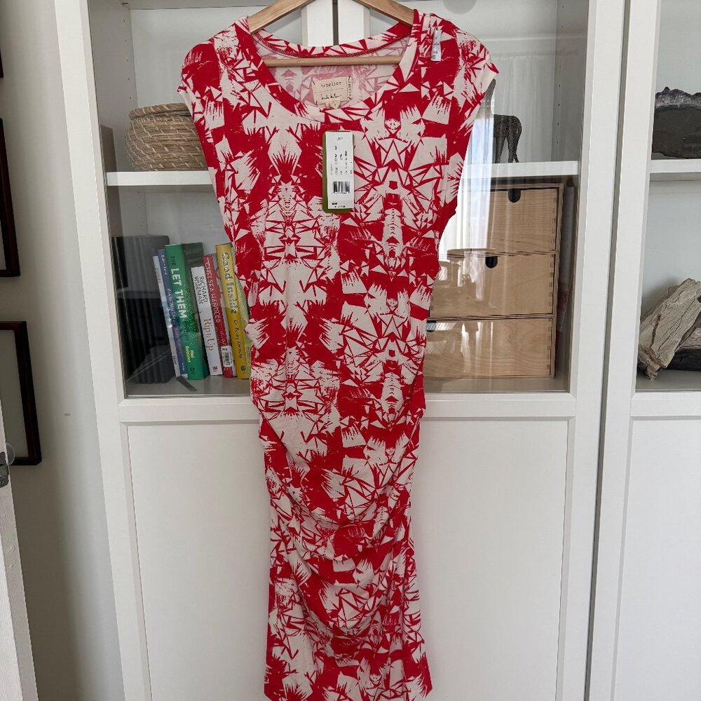 Nicole Miller Artelier Sexy Dress with a Cut Out on Lower Back Size L